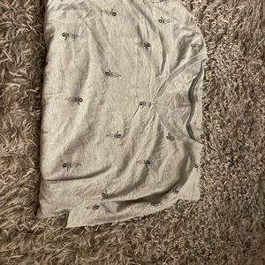 Mens Large Old Navy t-Shirt.